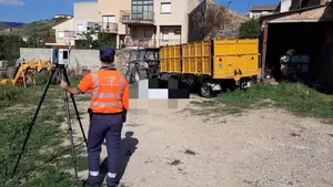 Accidente mortal en Navarra: muere en su finca atrapado entre un tractor y un remolque