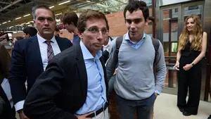 Almeida se queda alucinado con este detalle de Pamplona: "En Madrid tenemos que aprender"