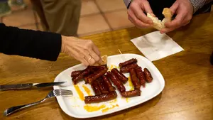 Un millón de kilos: la chistorra navarra vive uno de sus momento más 'picantes' de siempre