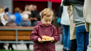 Pinchos de chistorra a 2 euros y música en directo este domingo en un barrio de Pamplona