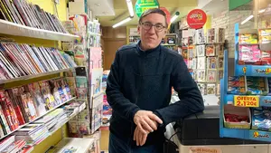 La librería de Pamplona que sobrevive después de 77 años en un rinconcito de la ciudad