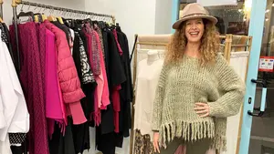 Reapertura en Pamplona de una tienda de moda que adelanta lo que llegará en unos años