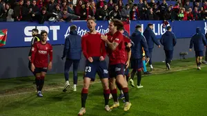 Raúl García desata la locura en El Sadar: las fotos de un triunfo 'in extremis' de Osasuna