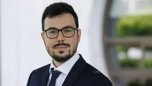 El ingeniero navarro que ha diseñado un novedoso modelo de recarga de coches eléctricos