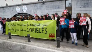 1.500 trabajadoras corren riesgo de despido en Navarra: la otra cara de la jornada continua