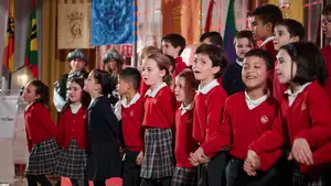 Villancicos, homenajes y sonrisas en la entrega de premios de la Cabalgata de Pamplona: las imágenes