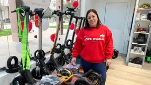 La nueva tienda de patinetes muy cerca de Pamplona que te presta uno mientras arregla el tuyo