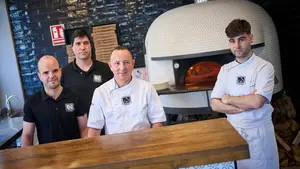 La pizzería más casera y con Horno de Leña está en Navarra: "Hago todo como si estuviera en Italia"
