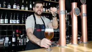 El nuevo bar de Pamplona con mucho 'morro' que es perfecto para tomar el aperitivo