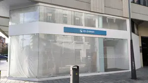 Una popular marca de ropa abre su nueva tienda en Pamplona en pleno Carlos III