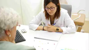 Un estudio de Fundación "la Caixa" asocia el estrés en la infancia y mediana edad con el Alzheimer