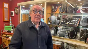 El pamplonés que pide ayuda para cerrar su tienda cuanto antes: "Me quiero jubilar"