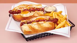 El bocadillo de huevos rotos con chistorra más navarro que llega a una cadena de restaurantes