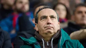 Osasuna no sale de la mala racha: caras de circunstancias en la grada de El Sadar