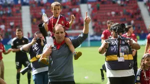 Un homenaje para la historia: Arrasate, emocionado, recuerda "cuidar el tesoro" del club