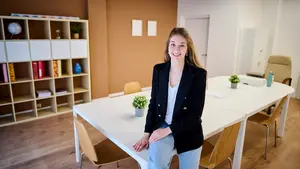 Andrea, la joven que ha abierto una academia en Pamplona para que los estudiantes descubran su vocación