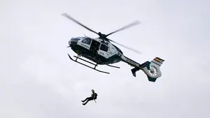 La increíble exhibición del GREIM de la Guardia Civil en Pamplona: el trabajo para salvar vidas