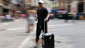 Asirón y sus socios declaran el casco viejo de Pamplona zona saturada de turismo