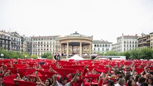 Así podrás ver el Chupinazo de San Fermín 2025 en Pamplona: las seis pantallas gigantes