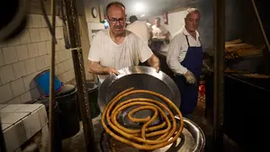 La churrería más famosa de Pamplona en San Fermín valora su continuidad: "El éxito nos va a matar"