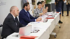 &Oacute;scar Puente acusa desde Pamplona a la Justicia de perseguir pol&iacute;ticamente a Bego&ntilde;a G&oacute;mez