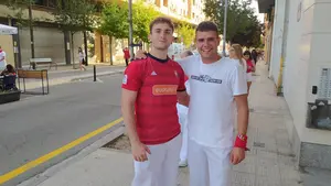 El joven que sale de su pueblo a las 5 de la mañana para correr el encierro de Santa Ana