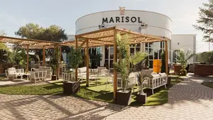 El enorme restaurante de un pueblo de Navarra con un exquisito bogavante que fue un importante marquesado