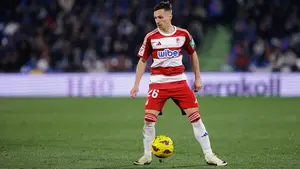 Osasuna hace oficial su fichaje estrella de la temporada: este futbolista ya es rojillo