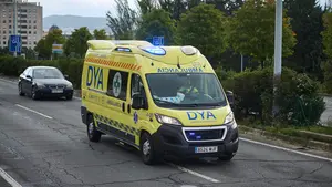 Se le queda la mano atrapada en una máquina: un joven sufre un grave accidente laboral en Navarra