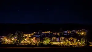 Las luminarias de un pueblo de Navarra que protegen la fauna y preservan la oscuridad del cielo nocturno