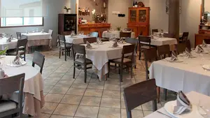 El restaurante de un pueblo de Navarra que hace la boca agua con su arroz caldoso con bogavante