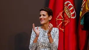 Chivite se felicita por su gobierno en el Día de Navarra mientras el paro vuelve a subir