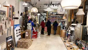 Una conocida tienda de Pamplona se despide después de 80 años en el corazón de la ciudad