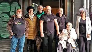 El pueblo de Navarra que homenajea a un bar que cumple 50 años dando almuerzos caseros