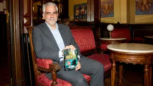 La trepidante novela negra que acaba de presentar el abogado pamplonés Arturo del Burgo, 'No mientas'