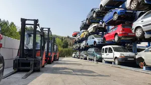 Una empresa de Navarra da una segunda vida a los coches inundados por la DANA en Valencia