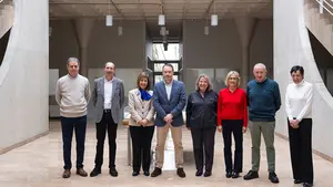 El emotivo homenaje a siete profesionales de la UPNA por su reciente jubilación