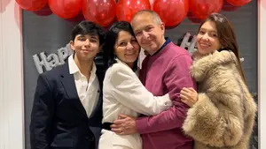 La familia que conquista Pamplona con su repostería artesana a domicilio: "Creo que lo hemos conseguido"