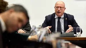 División entre los socios de Chivite: el Parlamento pide a Educación frenar las aulas de 2 años