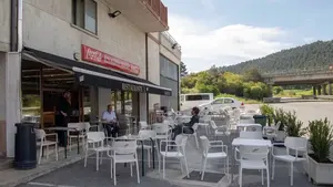 Los camioneros siempre paran en el restaurante de este pueblo de Navarra con 50 años de historia