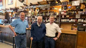 El histórico bar de Pamplona que celebra 60 años de trato cercano y comida casera: "Es un orgullo para la familia"