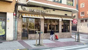 La feliz reapertura de un bar de toda la vida en Pamplona: regresan los pinchos con sabor a San Ferm&iacute;n