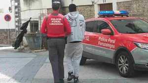 Le asestó tres puñaladas por la espalda: la condena a un marroquí por intentar asesinar a un hombre en Pamplona