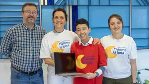 El regalo que ha devuelto la sonrisa a un niño con cáncer en Navarra: "Quiero ser médico"