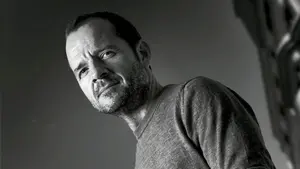 El conocido humorista que triunfa con su monólogo y ha agotado entradas en una localidad de Navarra