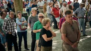 Los primeros en la fila: Pamplona acelera para no quedarse sin abono de la Feria del Toro de San Fermín