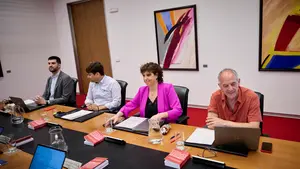 El Parlamento de Navarra da trámite a la comisión de Chivite y sus socios para investigar también los gobiernos de UPN