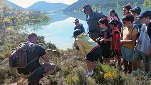 Detectives de la naturaleza, guardianes del bosque y murciélagos: los talleres de verano en Tierras de Iranzu