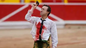 El torero herido en Pamplona que ha logrado salir del hospital tras fracturarse ocho costillas