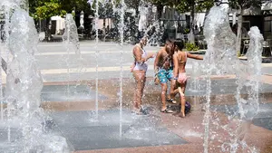 Navarra afronta otro d&iacute;a de mucho calor pese al descenso de las m&aacute;ximas previsto por la AEMET